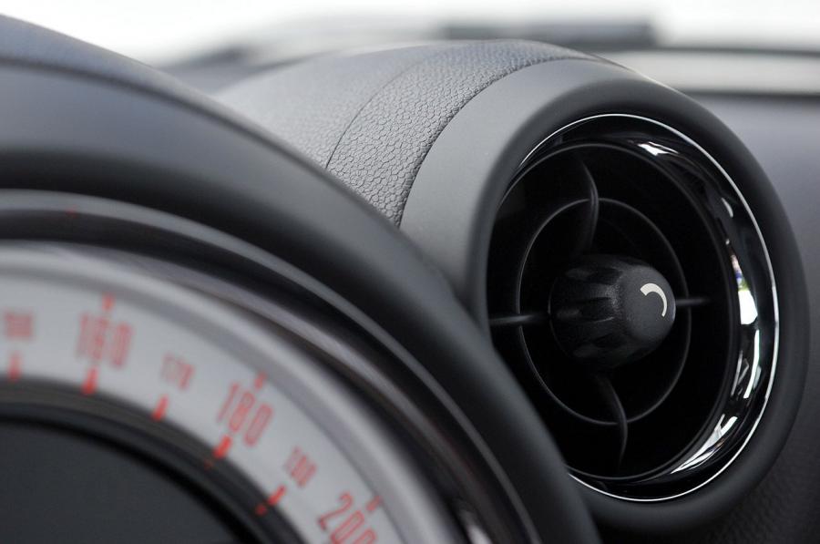  Mini Paceman Cooper S 2012 года  (фото 411 из 444)
